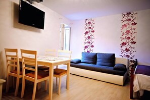 Spishäll och grytor/köksredskap