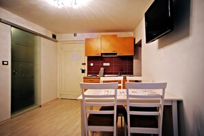 Stovetop, cookware/dishes/utensils - Studio Erika (Rovinj)