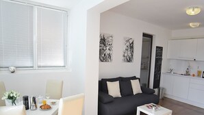Apartment, 1 Double Bed with Sofa bed | Private kitchen - Apartments Lutrović / One Bedroom (Rovinj)