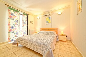 Căn hộ, 1 giường đôi | Bếp riêng | Lò nướng, bếp nấu, dụng cụ nấu nướng/bát dĩa/dao nĩa 