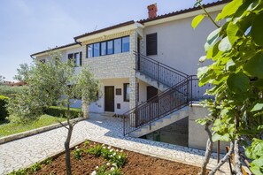 Facciata della struttura