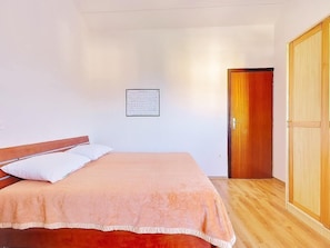 Apartamento, varias camas | Cocina privada | Frigorífico, placa de cocina, cafetera o tetera y tostadora