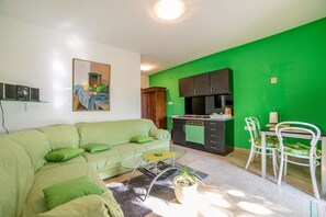 Apartment, 1 Katil Kelamin (Double) dengan Katil Sofa | Dapur peribadi | Dapur, alat memasak/pinggan mangkuk/perkakas dapur 