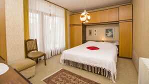 Apartment, Mehrere Betten | Eigene Küche | Herdplatte, Kochgeschirr/Geschirr/Besteck