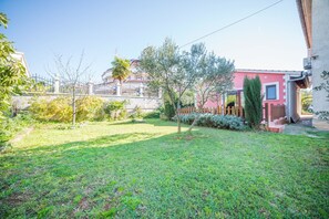 Apartment, 1 Doppelbett und Schlafsofa | Innenhof