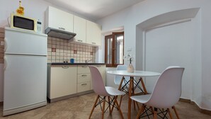 Apartment, 1 Double Bed with Sofa bed | Private kitchen - Apartment Korlevic / One Bedroom (Svetvincenat)