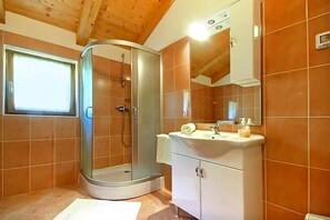 Departamento, varias camas | Wifi gratis y ropa de cama 