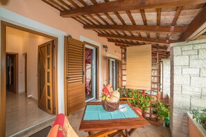 Apartment, Mehrere Betten | Terrasse/Patio