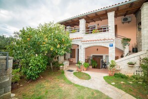 Apartment, Multiple Beds | Front of property