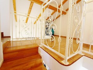 Apartment, Multiple Beds