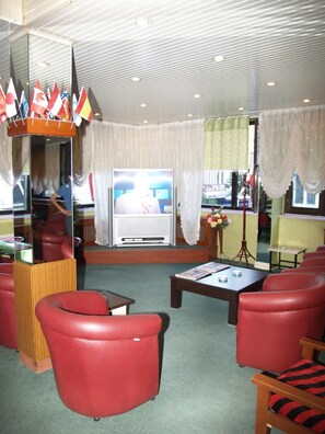 Interior - Hotel Cesme (Konya)
