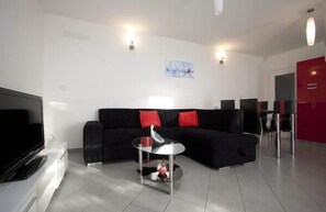 Villa, Multiple Beds | Private kitchen | Stovetop, dishwasher - Villa Grguci (Kanfanar)