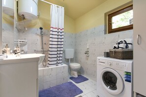 Bathroom - Studio Erin (Rovinj)