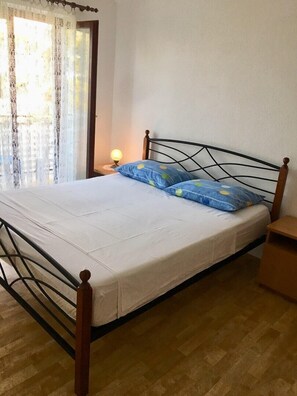 Appartamento, 1 letto matrimoniale con divano letto | Wi-Fi gratuito, lenzuola