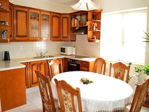 Apartment, Mehrere Betten | Eigene Küche | Kühlschrank, Mikrowelle, Ofen, Herdplatte