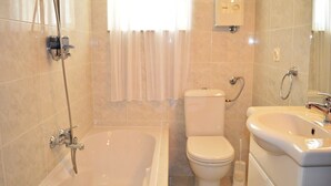 Unclassified image, 3 of 13, button - Apartment Ante 500 / Three Bedrooms A1 (Sibenik)
