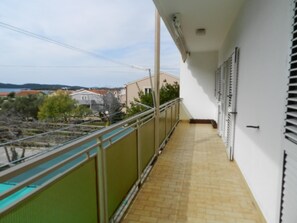 Apartment, Mehrere Betten | Balkon
