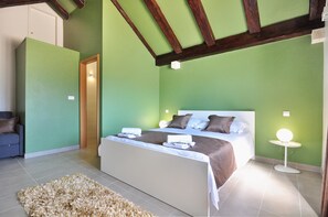 Villa, Multiple Beds | Private kitchen | Stovetop, cookware/dishes/utensils - House Tonka Sweet Dreams (Pucisca)