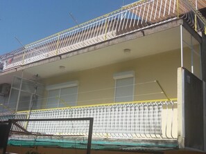 Appartement, plusieurs lits | Extérieur