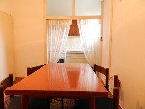 Leilighet, flere senger | Eget kjøkken | Ovn, kokeplater og kjøkkenutstyr