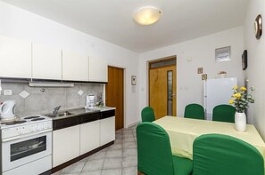 Apartment, Mehrere Betten | Eigene Küche | Ofen, Herdplatte, Kochgeschirr/Geschirr/Besteck
