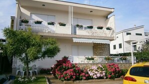 Departamento, varias camas | Exterior