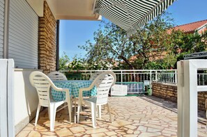 Apartment, Mehrere Betten | Terrasse/Patio