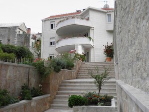 Apartment, Multiple Beds | Front of property