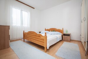 Villa, Multiple Beds | Private kitchen | Stovetop, dishwasher, cookware/dishes/utensils