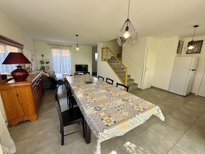Dining room - Chambres D'hôtes Gite Grange Debout (Beynost)