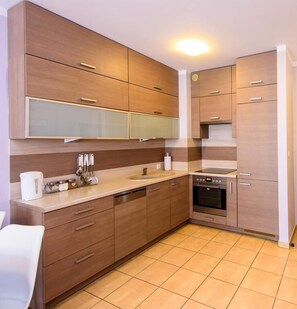 Appartamento, 1 camera da letto (25/1) | Angolo cottura privato | Frigorifero con congelatore, forno, piano cottura, lavastoviglie