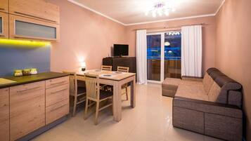 Lejlighed - 1 soveværelse (29/24) | Opholdsområde | Fladskærms-tv