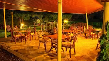 Café da manhã, almoço e jantar