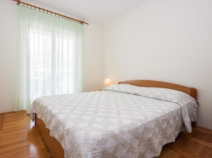 Apartment, 1 Double Bed | Free WiFi, bed sheets - Apartment Toni (Primosten)