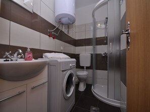 Apartment, Multiple Beds | Bathroom - Apartments Margareta (Pula)