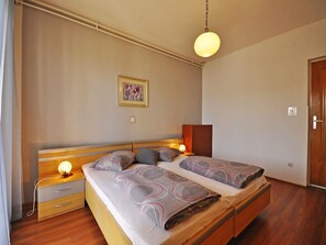 Apartment, 2 Double Beds | Free WiFi, bed sheets - Apartments Paliska (Labin)