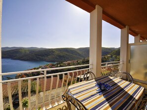 Departamento, 2 camas matrimoniales | Balcón