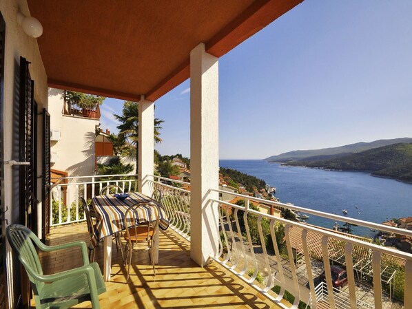 Departamento, 2 camas matrimoniales | Balcón