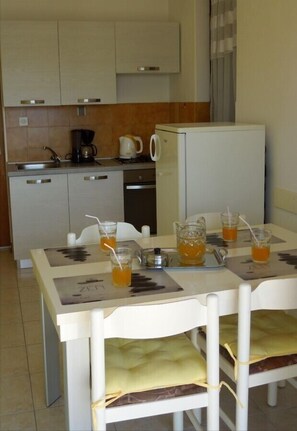 Apartment, 2 Doppelbetten | Eigene Küche