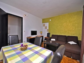 Appartement, plusieurs lits | Cuisine privée