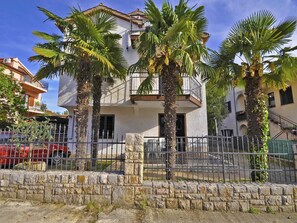 Exterior - Apartments Ljiljana (Novigrad)