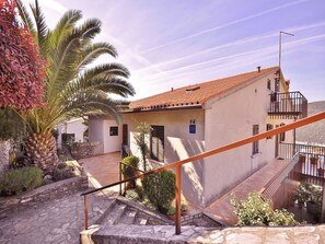 Apartment, Multiple Beds | Exterior