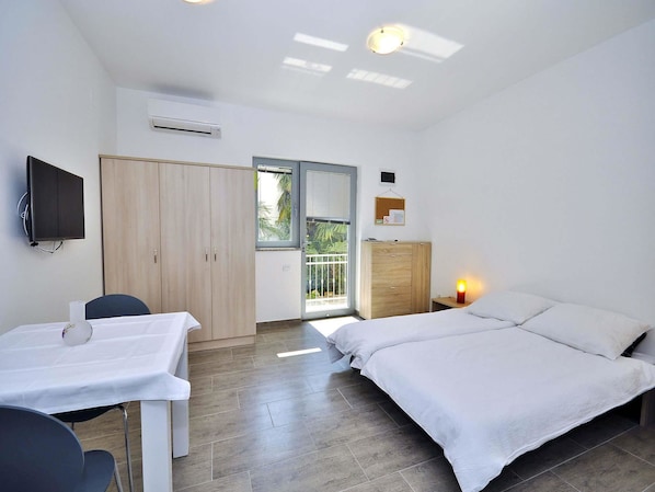 Apartment, 1 Doppelbett | Kostenloses WLAN, Bettwäsche