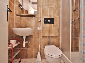 Apartment, 1 Double Bed with Sofa bed | Bathroom | Shower - Apartments Miro Romantika (Rovinj)