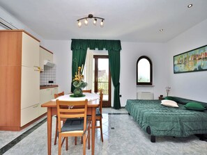 Apartment, 1 Double Bed | Free WiFi, bed sheets - Apartments Alenka Rovinj (Rovinj)