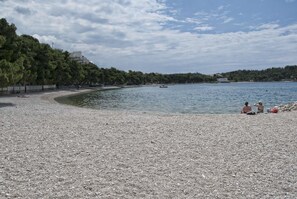 Appartamento, letti multipli | Spiaggia | Una spiaggia nelle vicinanze