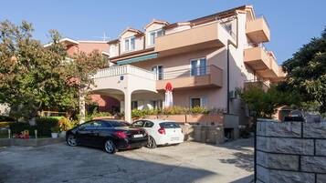 Apartment, 1 Double Bed with Sofa bed | Exterior