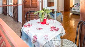Apartment | Balkon