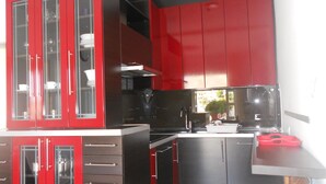 Căn hộ, nhiều giường | Bếp riêng | Bếp nấu, ấm điện, dụng cụ nấu nướng/bát dĩa/dao nĩa 