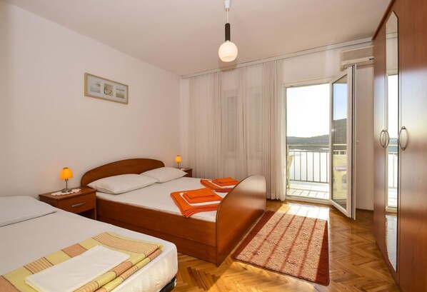 Apartment, Mehrere Betten